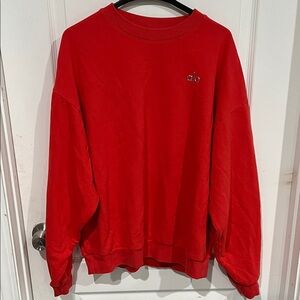 ALO Yoga accolade crew neck pullover in color red hot summer